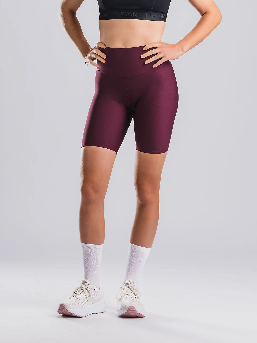 טייץ קצר FUSION Womens High Rise Short Tights