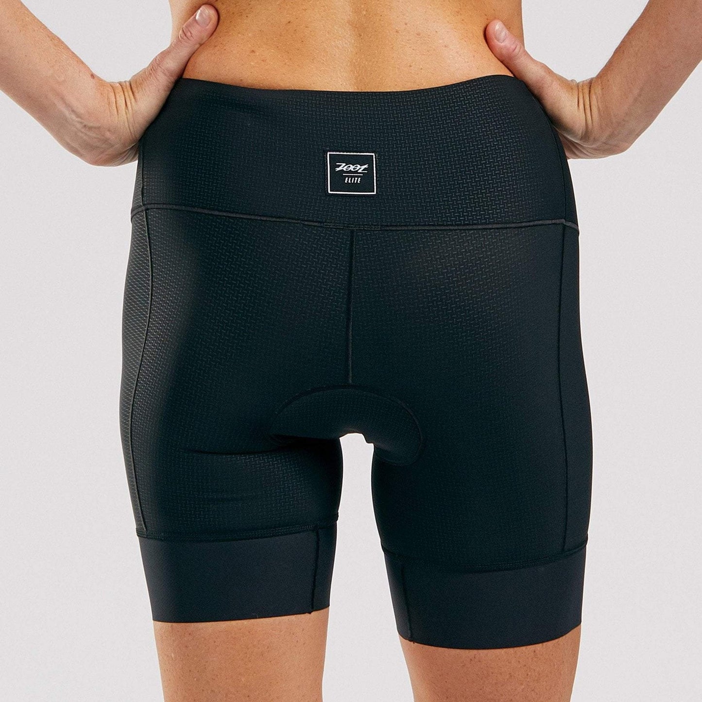 מכנס טריאתלון נשים WOMENS ELITE TRI 6" SHORT - ELITE
